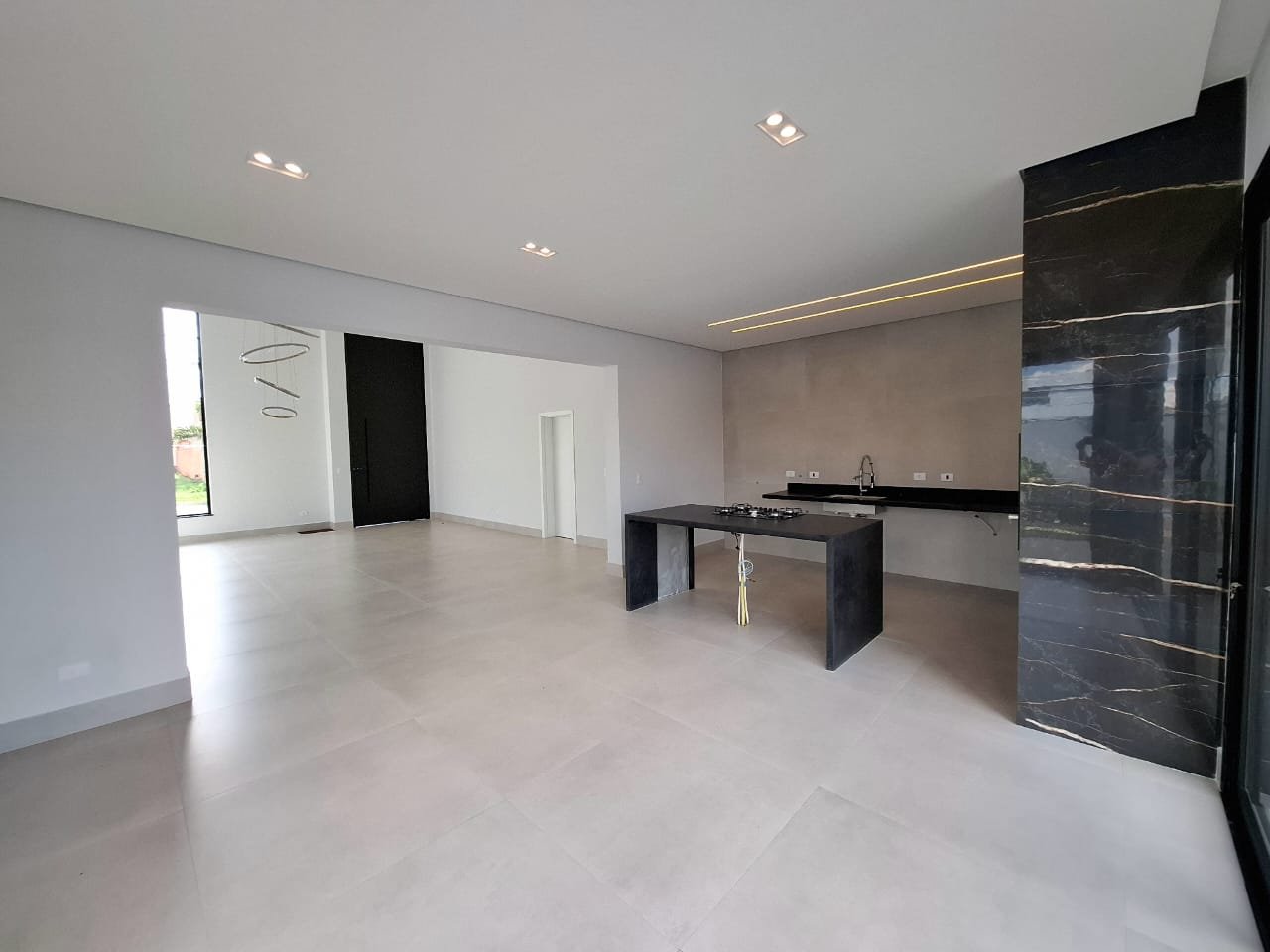 WhatsApp Image 2025-11-11 at 21.17.06