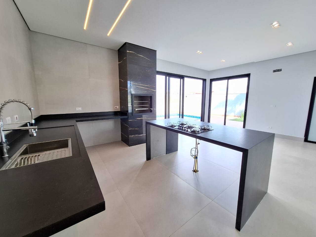 WhatsApp Image 2025-11-11 at 21.17.09